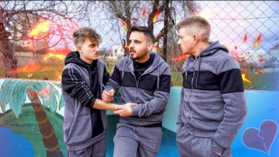 مسلسل العيلة الحلقة 13 الثالثة عشر